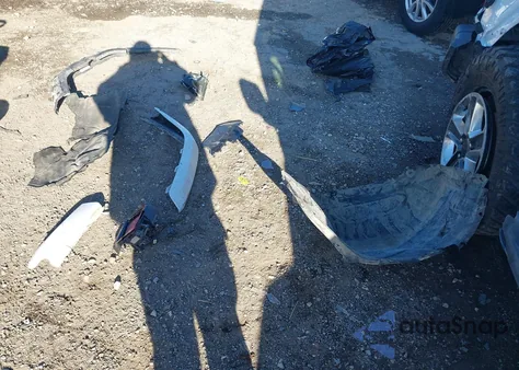 2020 Jeep Wrangler Unlimited Sahara 4X4 z USA, uszkodzony, nr VIN 1C4HJXEN1LW147765